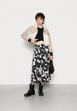 Am billigsten ❤️ Even&Odd Damen Langarmshirt - Black 🤩 8 Am billigsten ❤️ Even&Odd Damen Langarmshirt - Black 🤩 -Even Odd Verkäufe 1c3cf9be56df4162a0952d174759756f