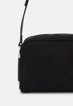 Bestes Angebot ⭐ Even&Odd Damen Umhängetasche - Black 🎁 9 Bestes Angebot ⭐ Even&Odd Damen Umhängetasche - Black 🎁 -Even Odd Verkäufe 4eaad2bc5da54307bda116999187b23a