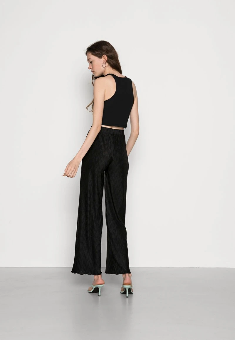 Budget ✔️ Even&Odd Damen Plisse Scallop Hem Trouser - Stoffhose - Black 💯 5 Budget ✔️ Even&Odd Damen Plisse Scallop Hem Trouser - Stoffhose - Black 💯 – Bild 3