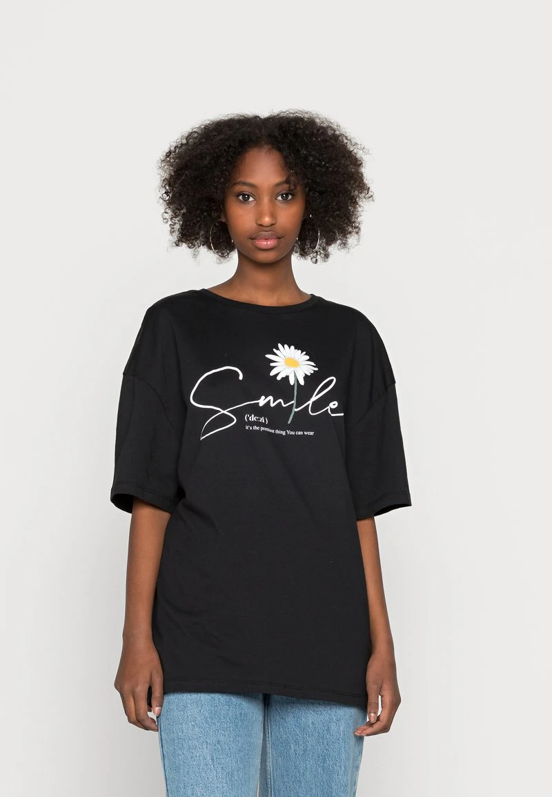 Brandneu 🔥 Even&Odd Damen LIZ SMILE DAISY TEE - T-Shirt Print - Black 🎁 3 Brandneu 🔥 Even&Odd Damen LIZ SMILE DAISY TEE - T-Shirt Print - Black 🎁
