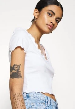 Großhandel ⌛ Even&Odd Damen T-Shirt Basic - White ✔️ 11 Großhandel ⌛ Even&Odd Damen T-Shirt Basic - White ✔️ -Even Odd Verkäufe 77a235d225344a378ed65301c9d6b3ee