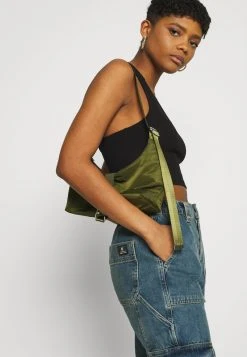 Großhandel ❤️ Even&Odd Damen Top - Black 🌟 15 Großhandel ❤️ Even&Odd Damen Top - Black 🌟 -Even Odd Verkäufe 77ec2ae8679e4b0cabee60ec937f865b