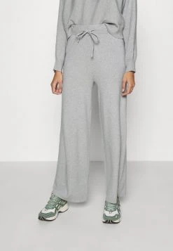 Großhandel 👏 Even&Odd Damen SET BAT SHAPE LOUNGE - Strickpullover - Mottled Light Grey ⭐ -Even Odd Verkäufe 84156de71f384826bc25c1b738c60d72