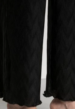 Budget ✔️ Even&Odd Damen Plisse Scallop Hem Trouser - Stoffhose - Black 💯 11 Budget ✔️ Even&Odd Damen Plisse Scallop Hem Trouser - Stoffhose - Black 💯 -Even Odd Verkäufe b1f06f8eb22f4619869a5ff523015af1