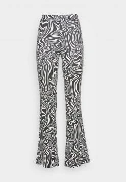 Blitzangebot ⭐ Even&Odd Damen Stoffhose - Black/white 😍 10 Blitzangebot ⭐ Even&Odd Damen Stoffhose - Black/white 😍 -Even Odd Verkäufe c52e5aa9c1f04a1e830743f8d164c350