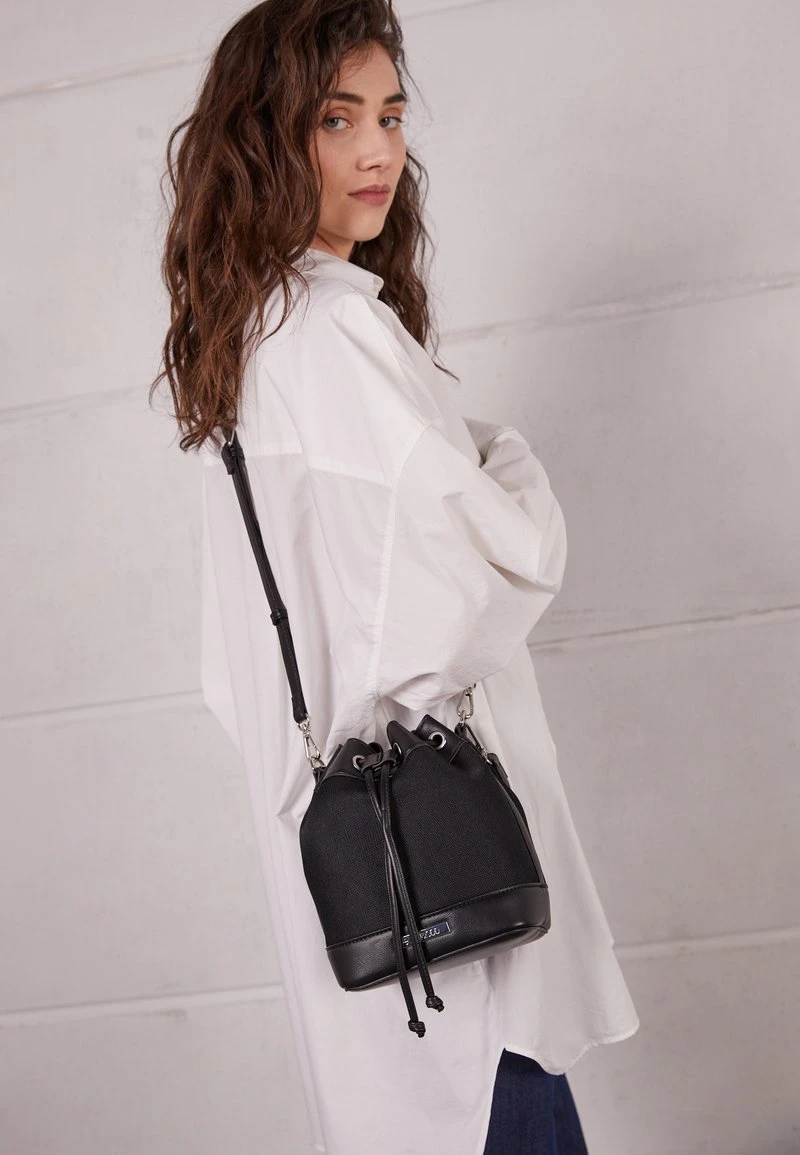 Coupon ⭐ Even&Odd Damen Handtasche - Black ✔️ 3 Coupon ⭐ Even&Odd Damen Handtasche - Black ✔️