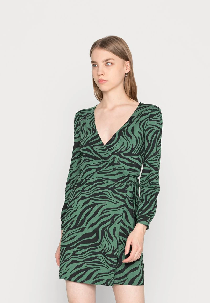 Rabatt 😉 Even&Odd Damen Jerseykleid - Black/green 🤩 3 Rabatt 😉 Even&Odd Damen Jerseykleid - Black/green 🤩